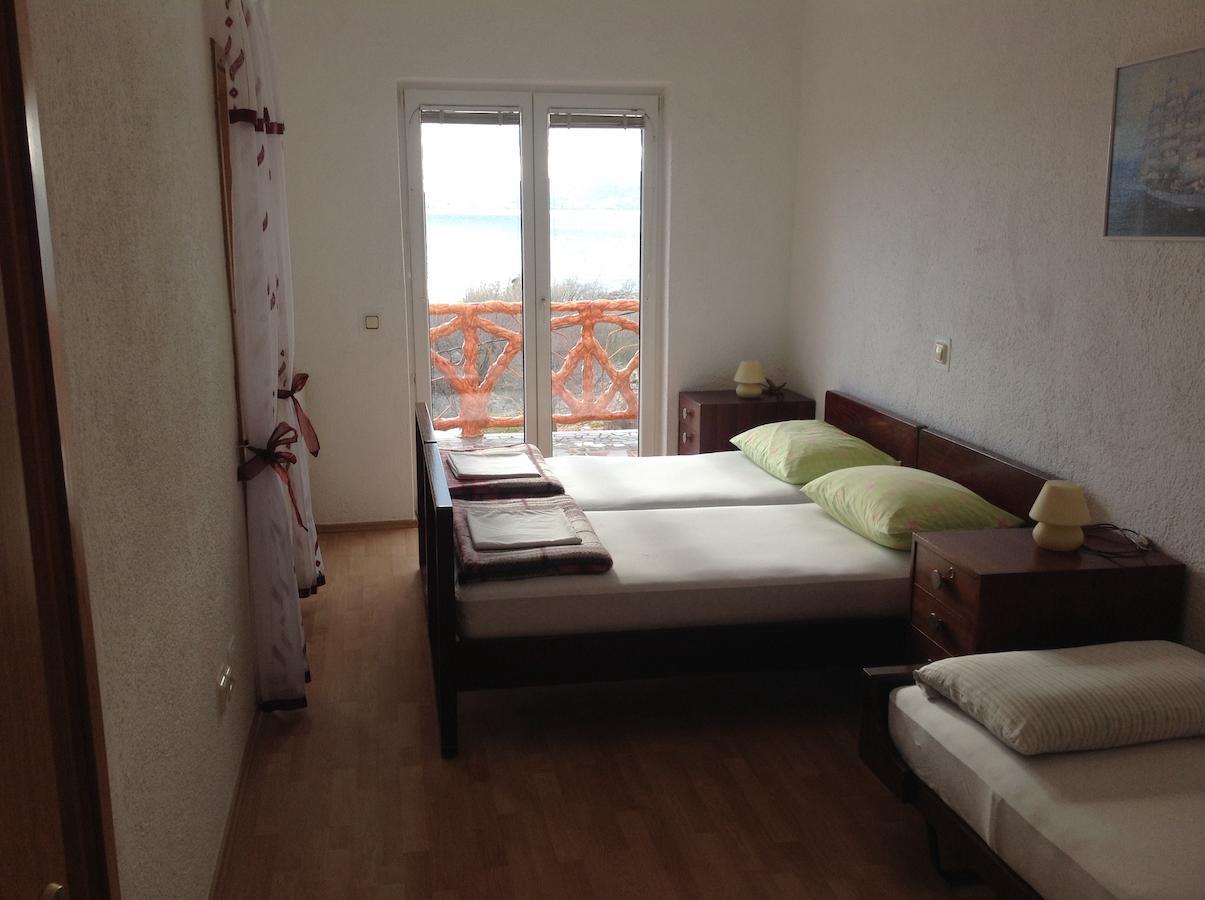 Katarina Apartments And Rooms Sibinj Krmpotski Pokój zdjęcie